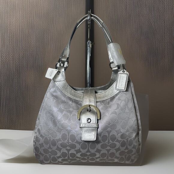 Coach F18911 Soho Metallic Signature Hobo Silver Grey Shoulder Bag NWT - Picture 7 of 12